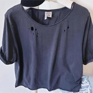 3 for $40 H&M crop destroyed tee shirt gray M